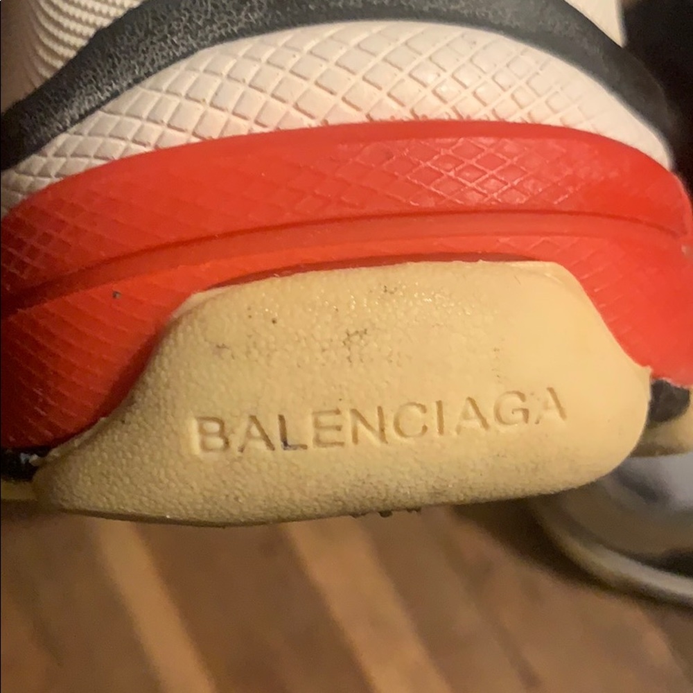 Balenciaga triple s size 12 - Picture 6 of 6